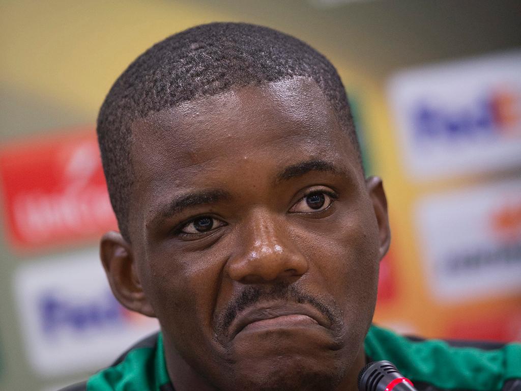 William Carvalho falha clássico no Dragão