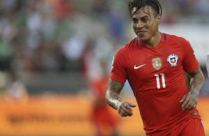 Vargas assina pelo Tigres