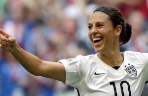 THE BEST: Carli Lloyd vence o prémio de melhor jogadora do mundo