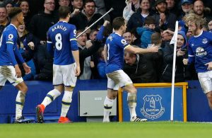 Everton humilha Manchester City