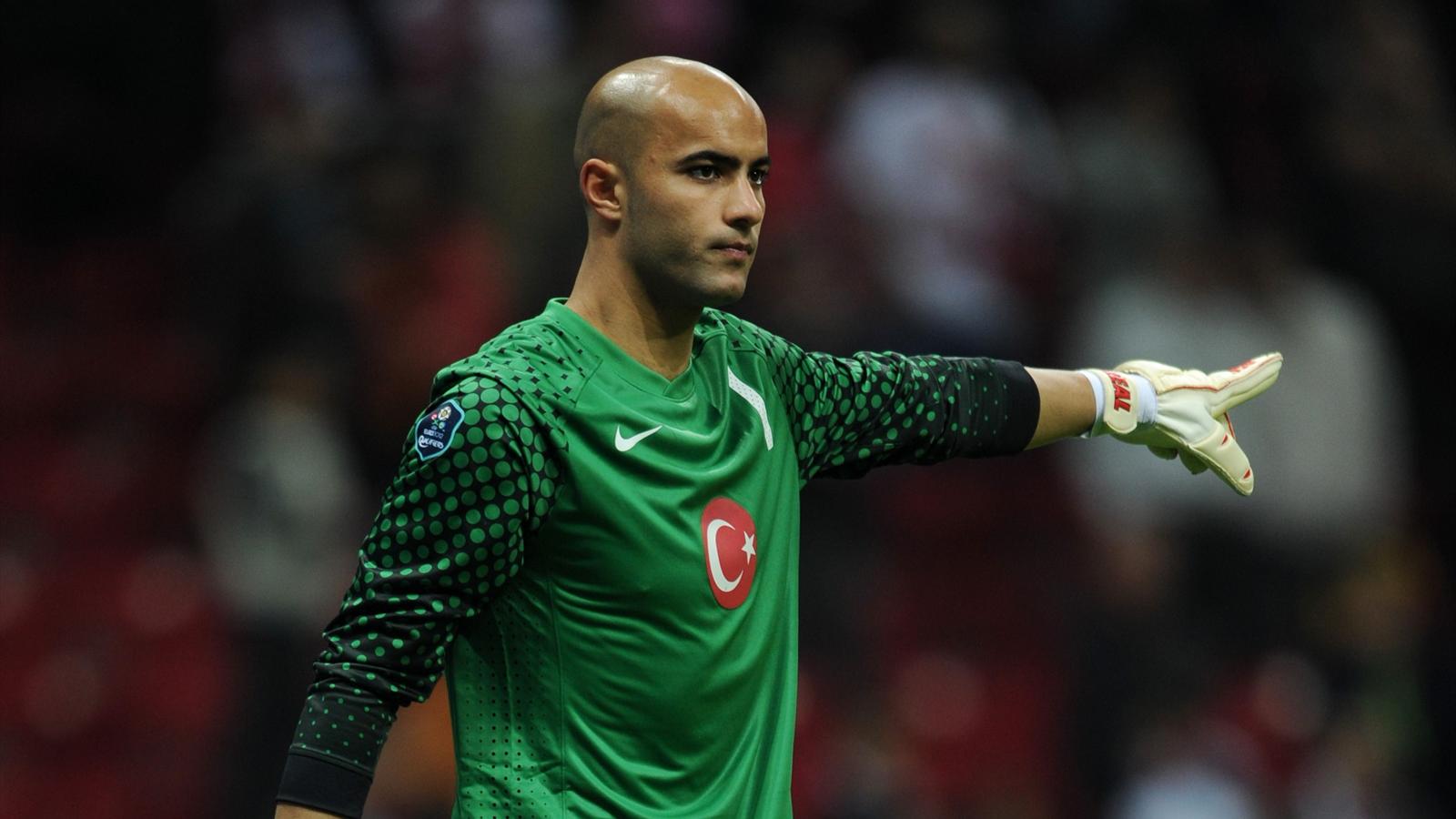 OFICIAL: Internacional turco reforça Arouca