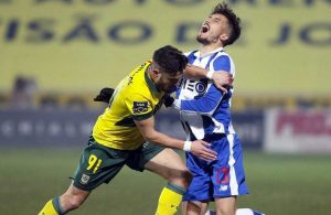FC Porto volta a tropeçar e já está a seis do Benfica