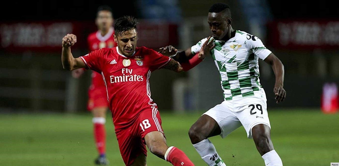 Moreirense elimina Benfica e está na final da Taça da Liga