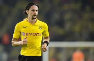 Subotic despede-se dos adeptos do Dortmund: “Nunca vos esquecerei”