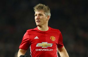Mourinho anuncia permanência de Schweinsteiger no Manchester United