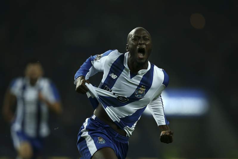 FC Porto derrota Rio Ave e coloca pressão no Benfica