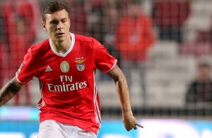 OFICIAL: Manchester United nega contratação de Lindelof em janeiro