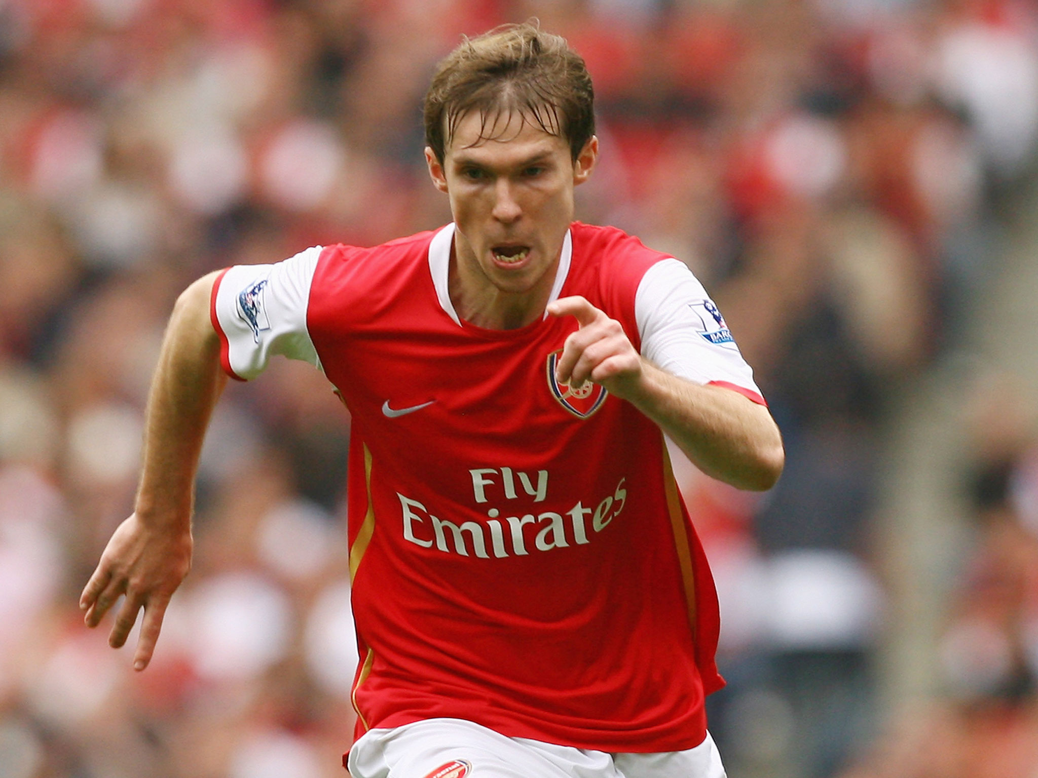 OFICIAL: Hleb é reforço