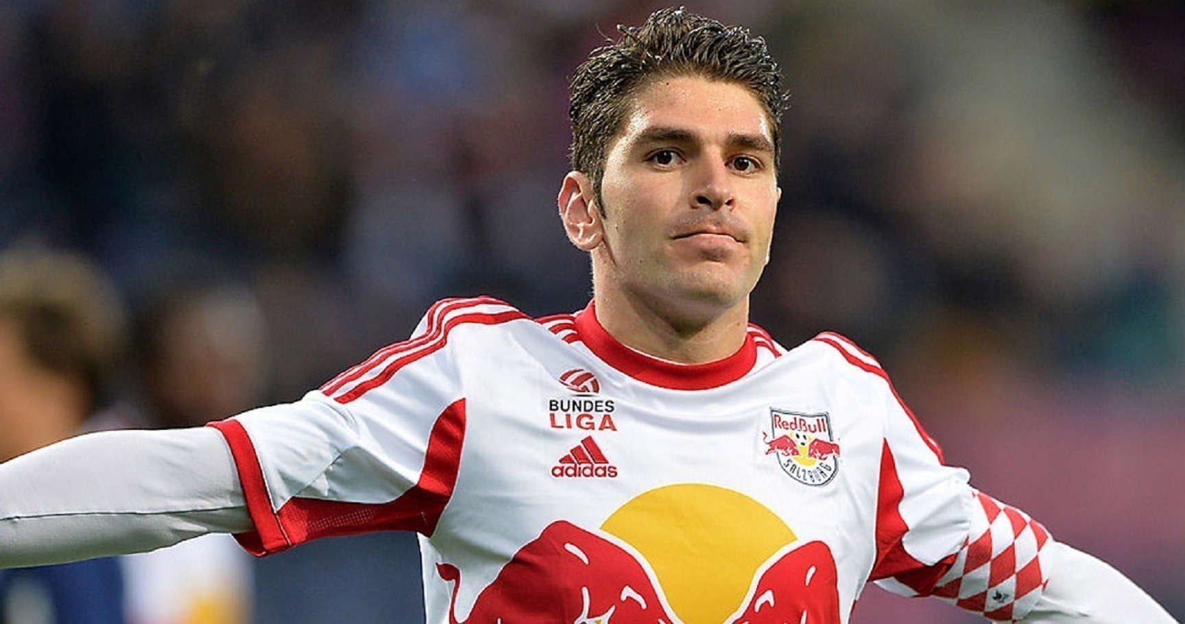 OFICIAL: Jonathan Soriano garantido por 15 milhões de euros