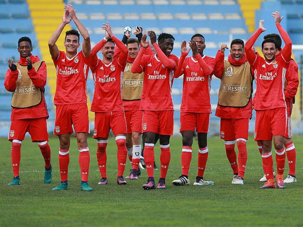 Mais uma página dourada na história da formação encarnada