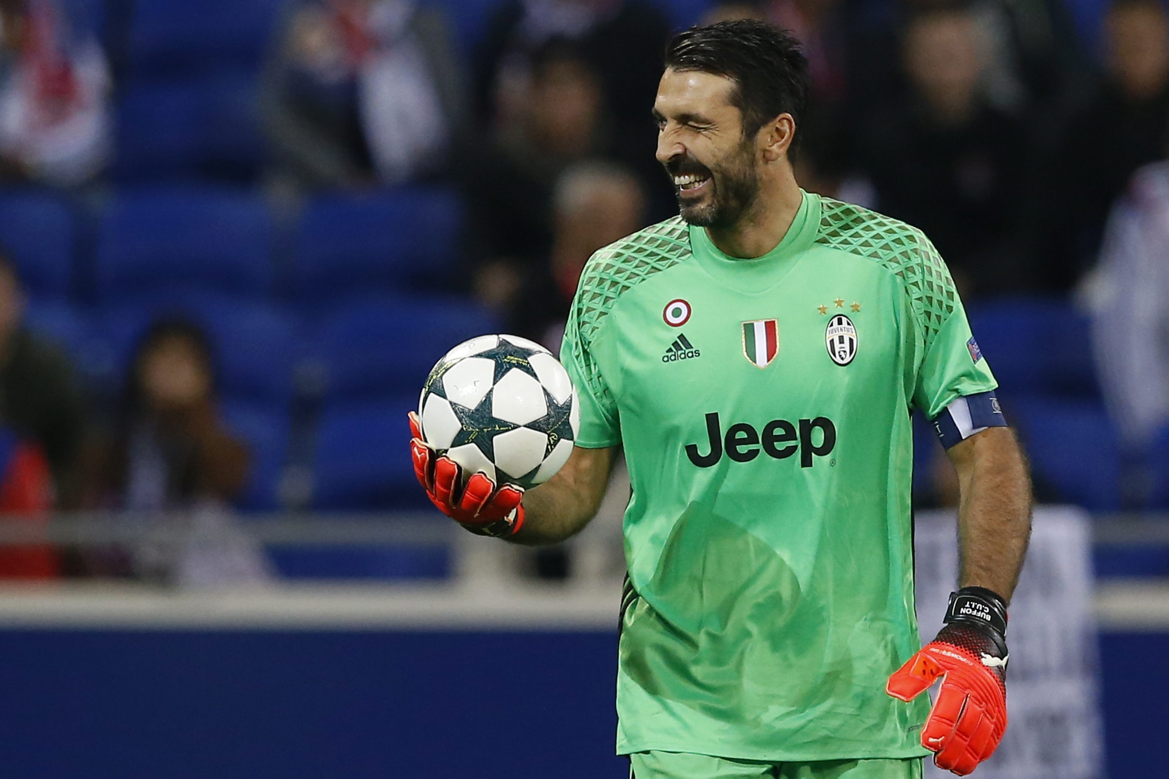 Buffon quer evitar o Leicester nos quartos de final da Champions