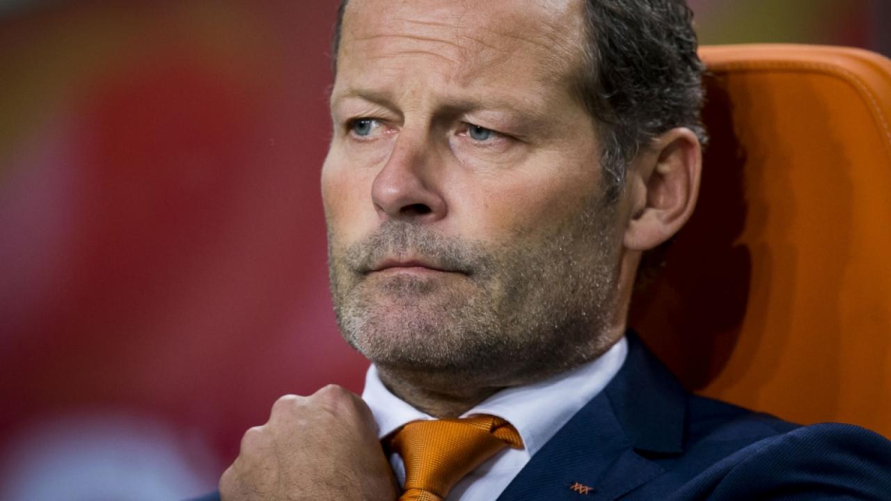 OFICIAL: Danny Blind demitido do cargo de selecionador da Holanda