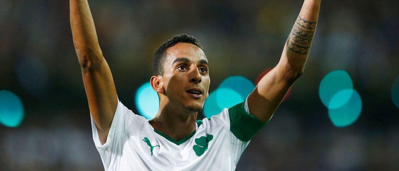 Zeca convocado para a seleção da Grécia!