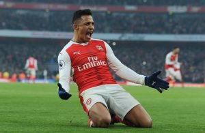 Sol Campbell revela que só Alexis Sánchez jogaria nos invencíveis de 03/04