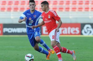 OFICIAL: Bilal Ould-Chikh abandona o Benfica
