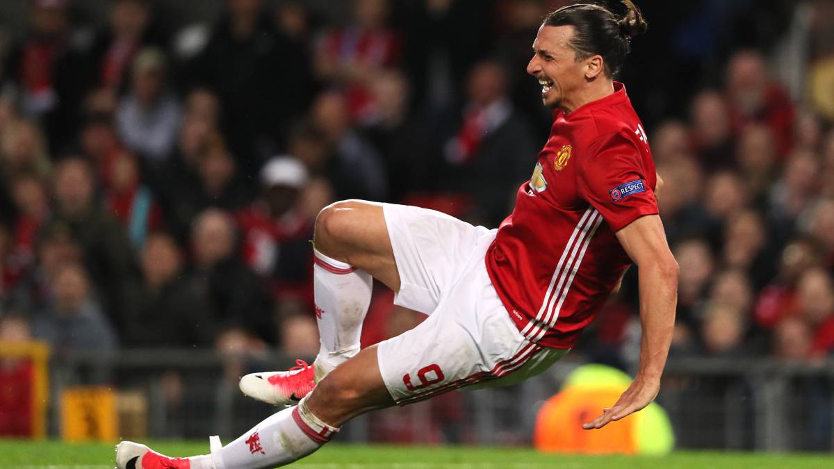 Manchester United confirma lesão grave de Ibrahimovic