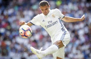 Azar bate à porta de Pepe