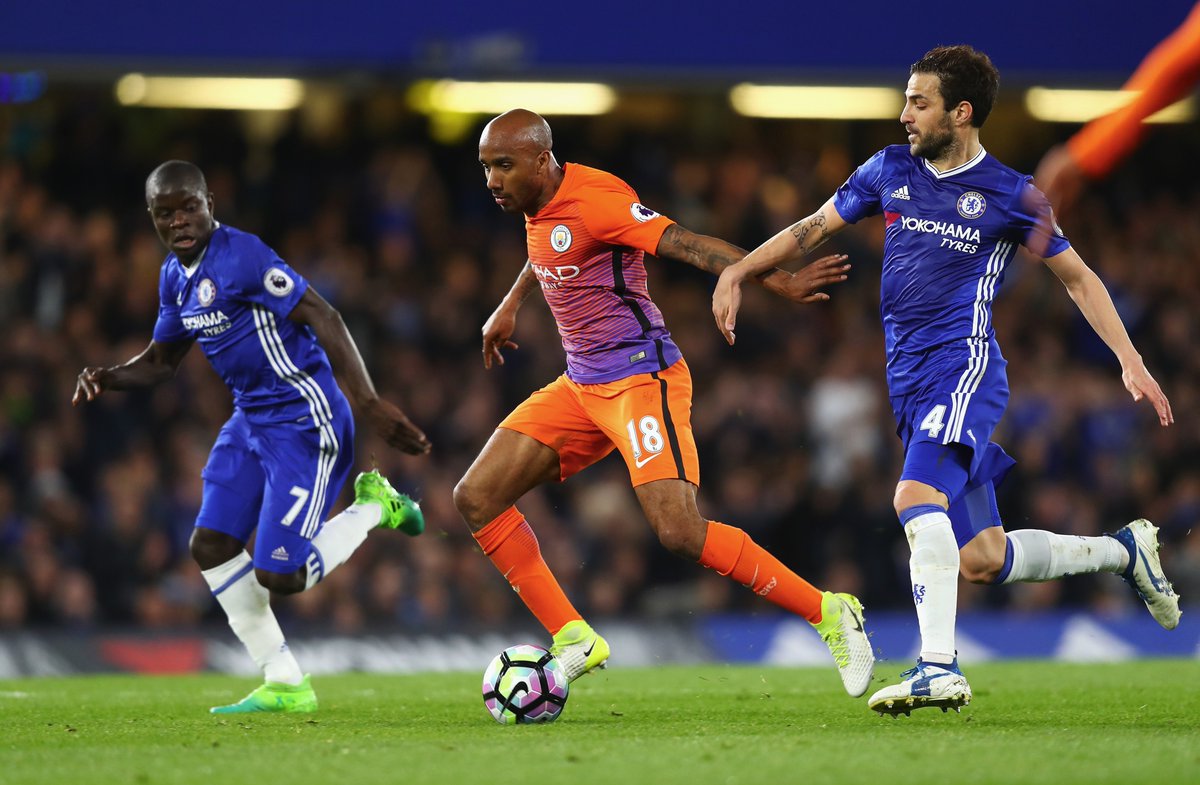 Guardiola admite que estava errado ao não utilizar Fabian Delph