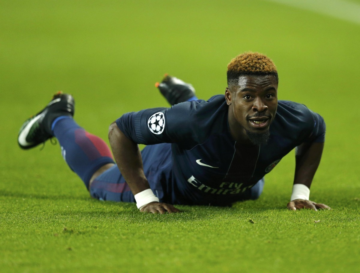 Barcelona em conversações por Aurier