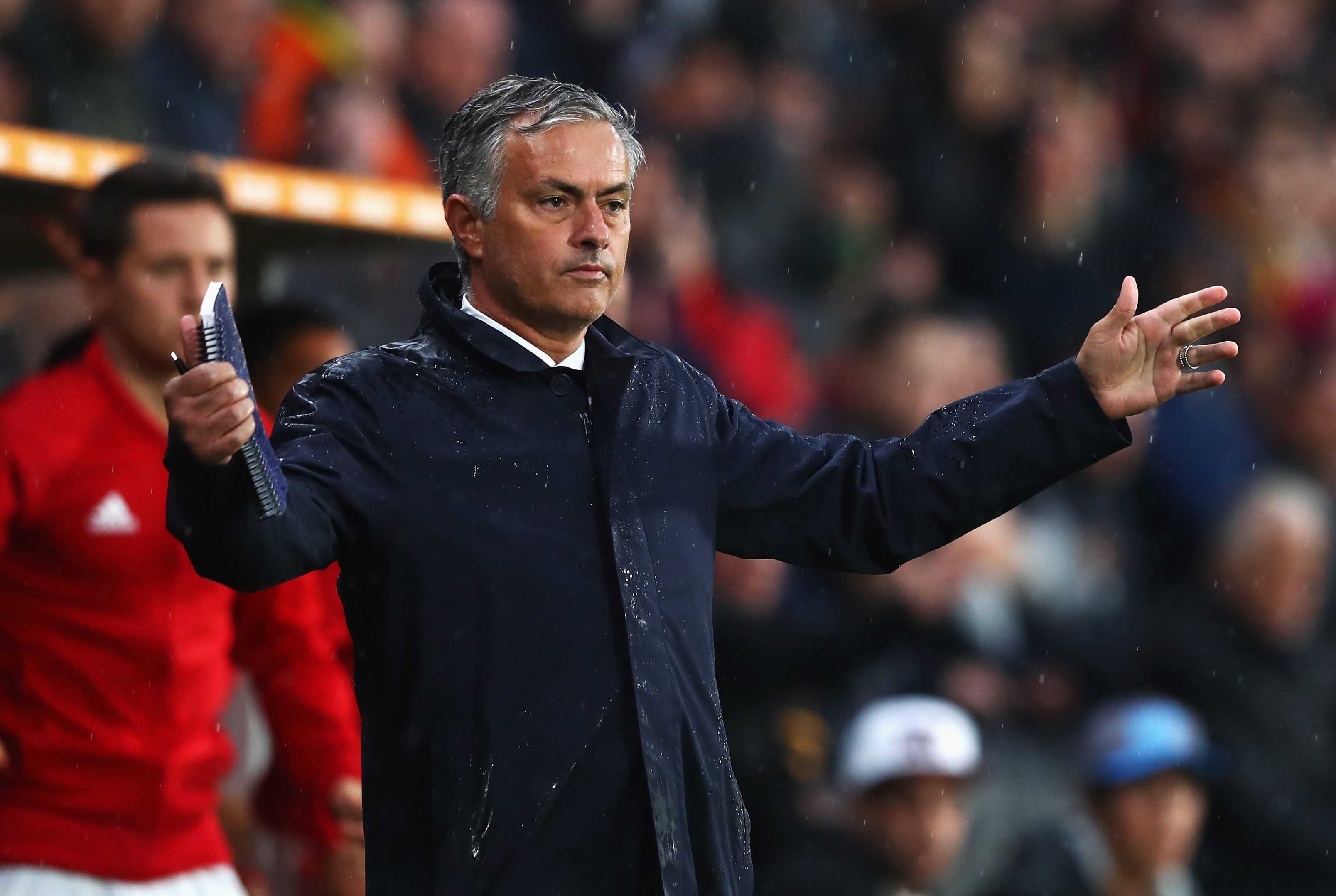 Mourinho pede ajuda… ao Chelsea!