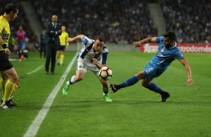 Feirense trava FC Porto no Dragão