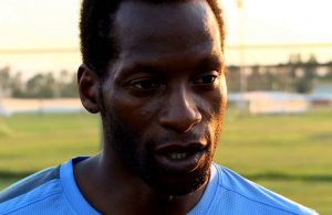 Ugo Ehiogu sofre ataque cardíaco em pleno relvado