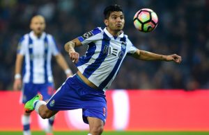Corona é baixa para o FC Porto frente ao Feirense
