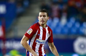 Lucas Hernández renova com o Atlético de Madrid