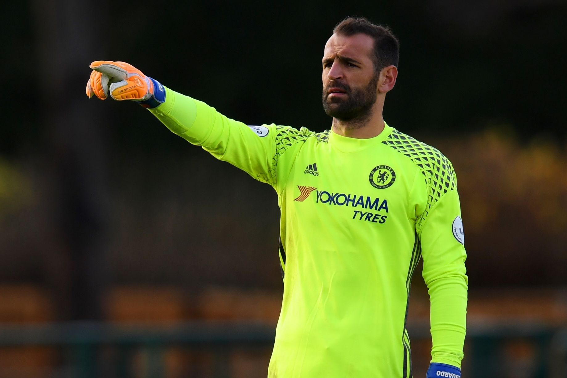 Eduardo renova com o Chelsea
