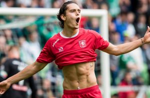 Villarreal contrata Enes Unal ao Manchester City por 14 milhões