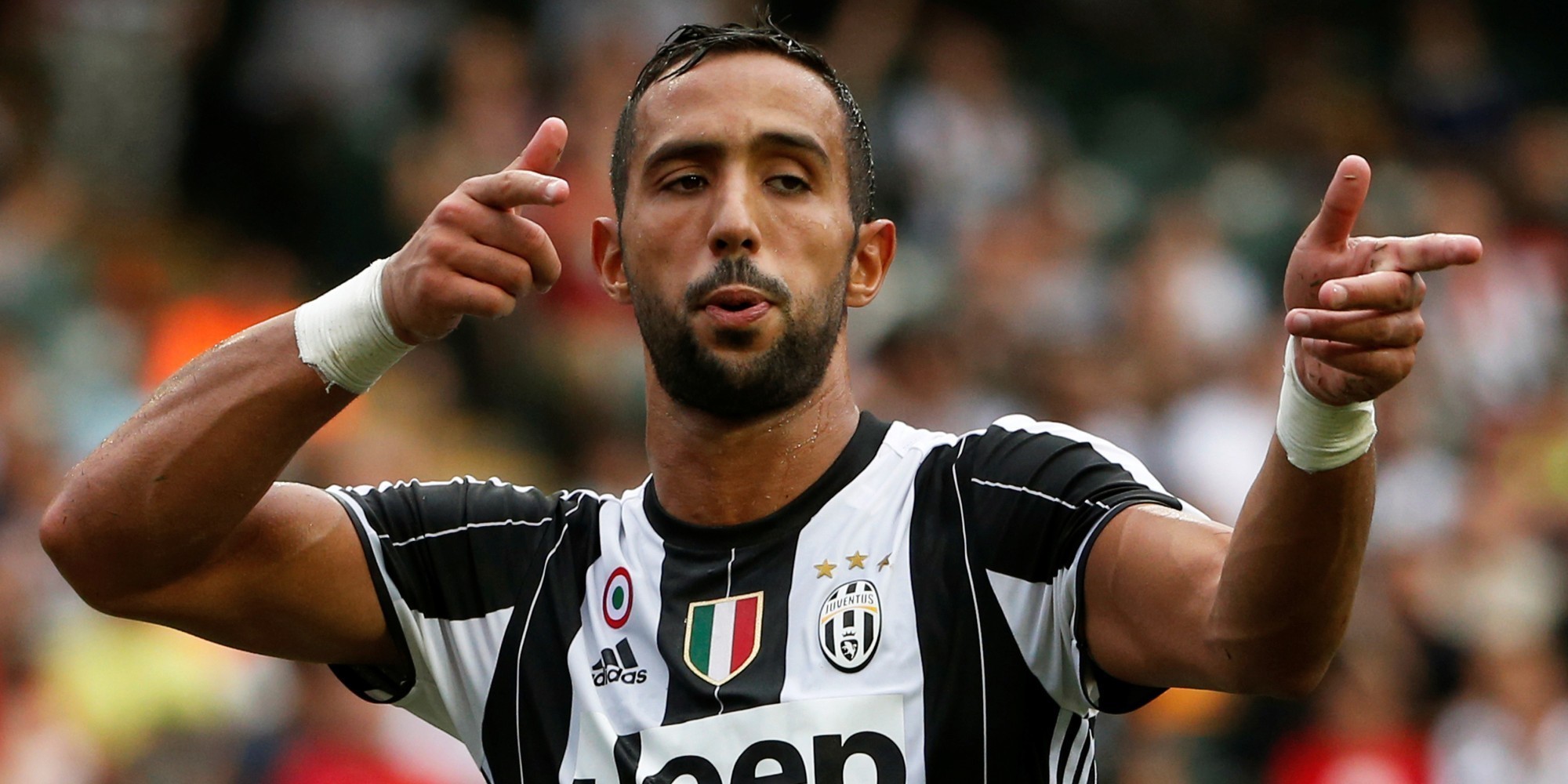 Benatia contratado por 17 milhões de euros