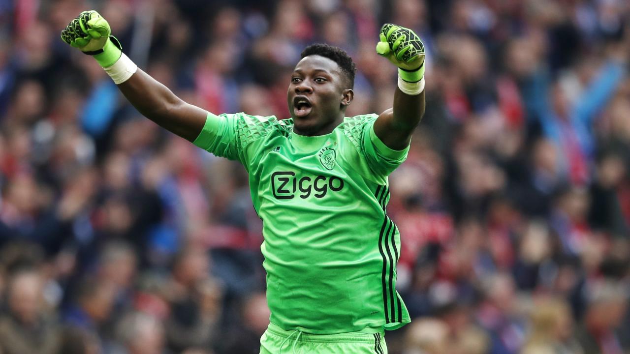 Onana renova com o Ajax