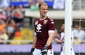 Joe Hart mais perto do Milan