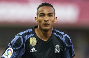 Zidane confirma Danilo no Manchester City