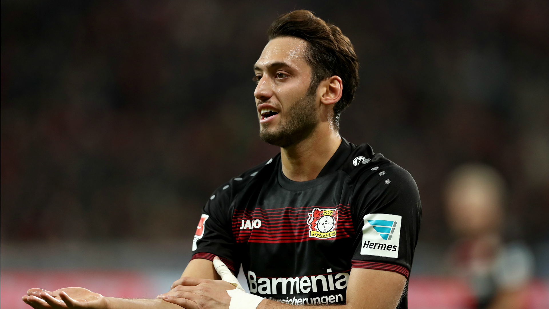 Çalhanoglu já é jogador do Milan