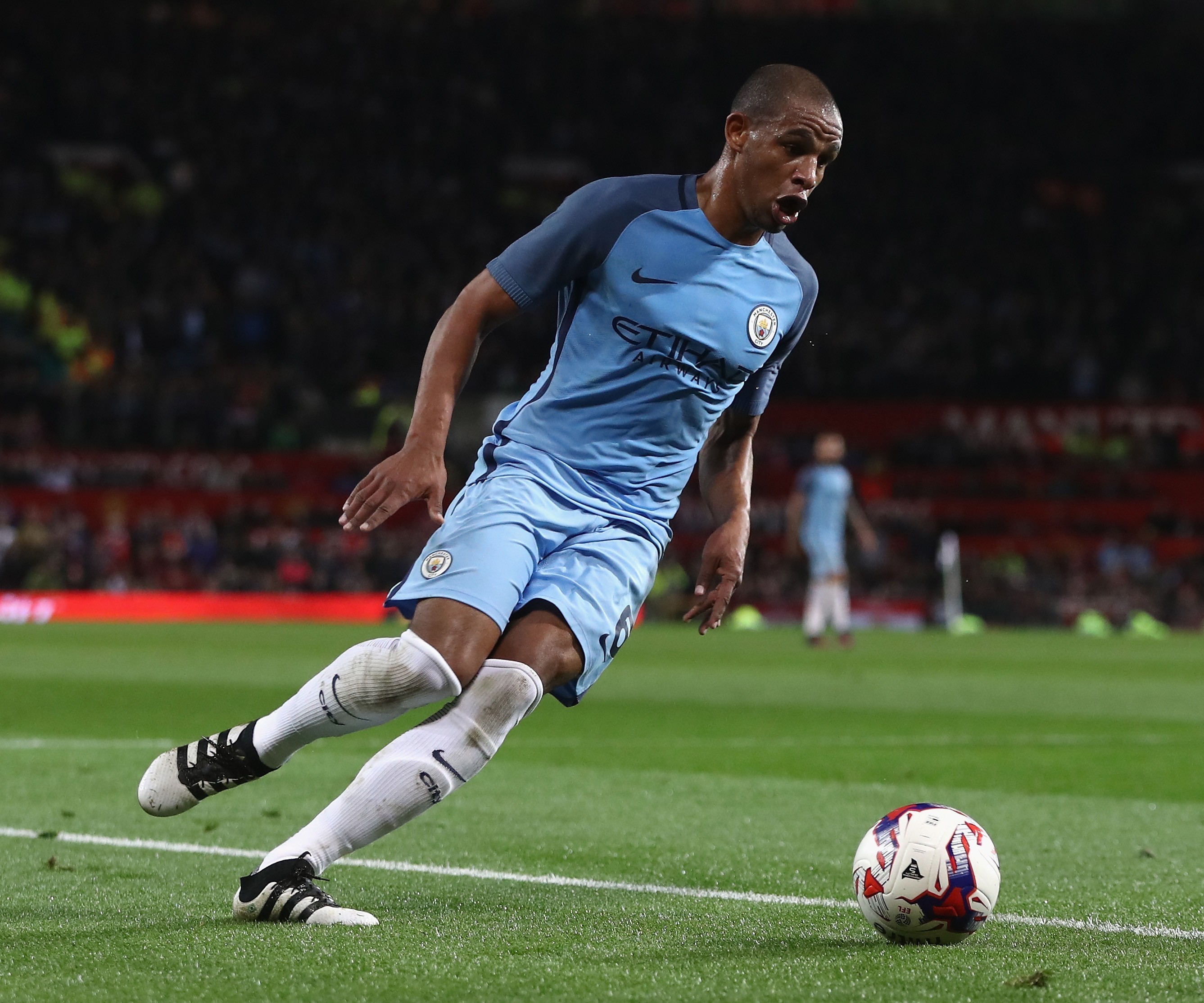 OFICIAL: Fernando assina pelo Galatasaray