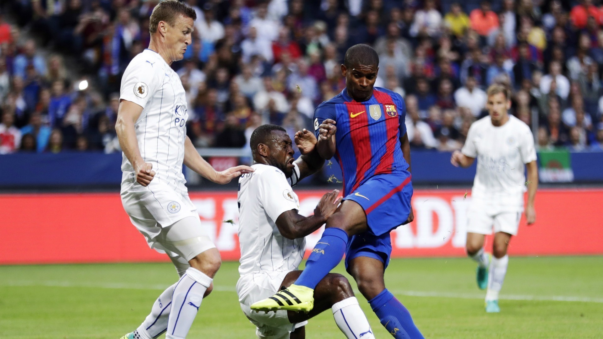 OFICIAL: Barcelona empresta jogador ao Nice