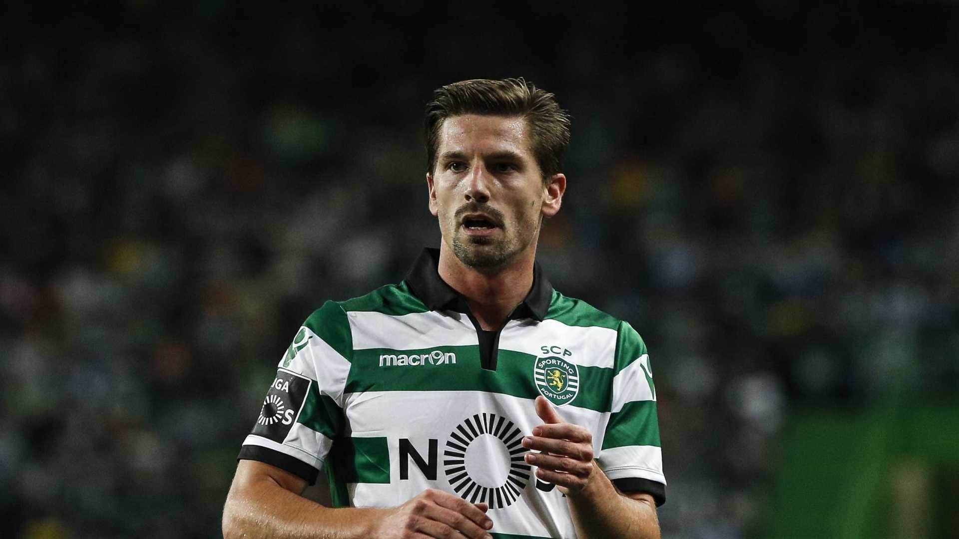 Adrien pediu dispensa da seleção para tratar da sua transferência