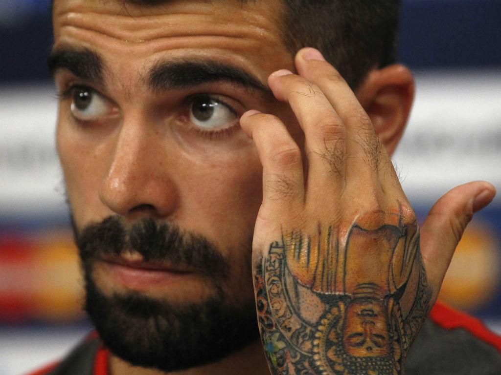 OFICIAL: Aves garante Paulo Machado