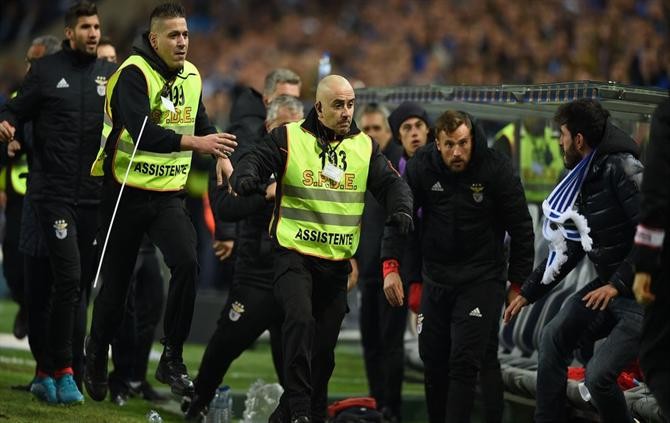 Agressão a Pizzi pode valer jogos à porta fechada