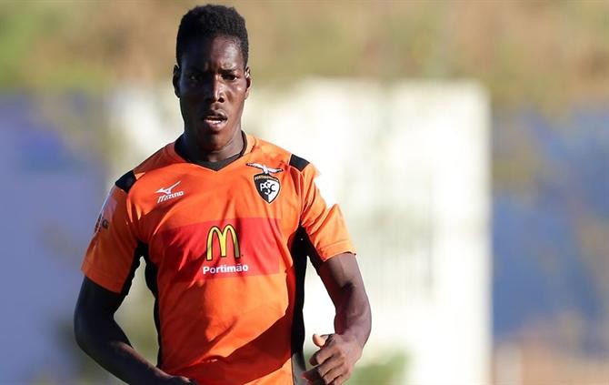 Agbenyenu (Portimonense) reforça Leões