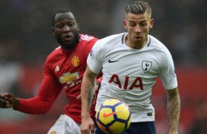 Lindelof desilude. Mourinho já tem substituto