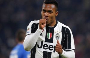 França chama por Alex Sandro.