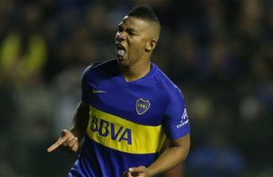 Lateral Esquerdo do Boca Juniors disputado por Europeus