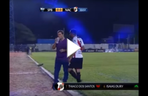 Mais um episódio insólito do Futebol Sul-Americano.