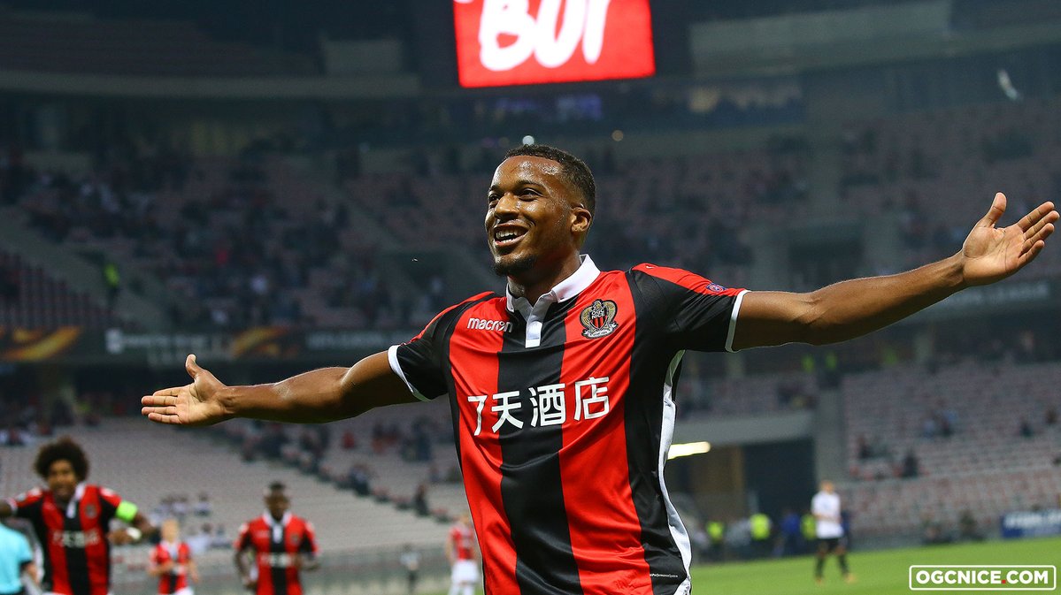 Alassane Plea e o interesse do clube espanhol.
