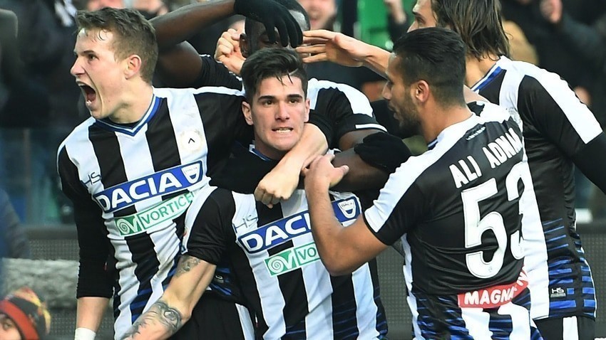 Associado ao FC Porto.