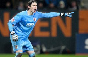 OFICIAL: Marwin Hitz, chega ao Dortmund.