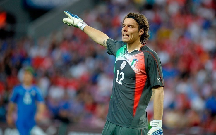 Guarda-redes italiano preterido para a baliza.