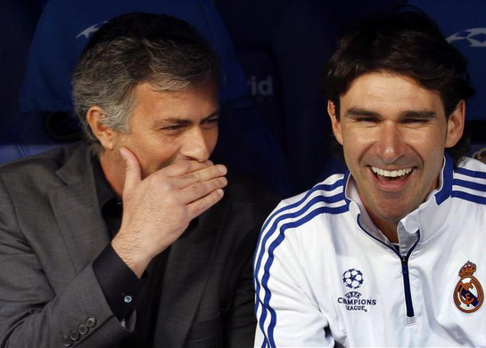 Quem irá ocupar o lugar de Rui Faria, na equipa técnica de Mourinho?